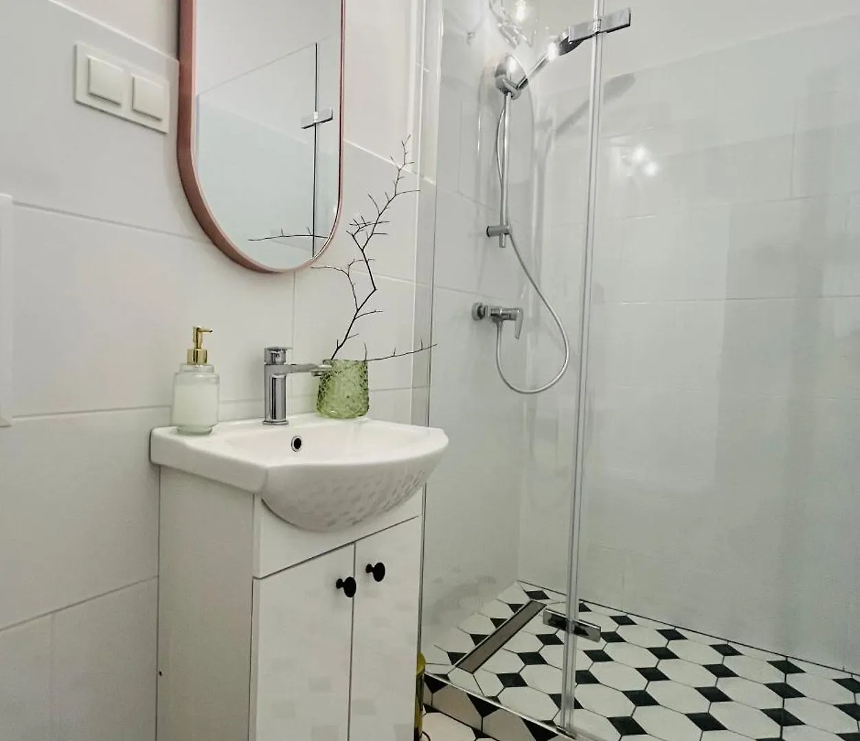 Apartamento Weranda Sniezka Mieszkanie W Stylu Retro Z Widokiem Na Sniezke I Gory, Bezplatny Parking 10 Minut Do Swiatyni Wang Szlakow I Wyciagow